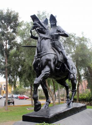 A large statue depicting a conquistador said to be Francisco Pizarro.
