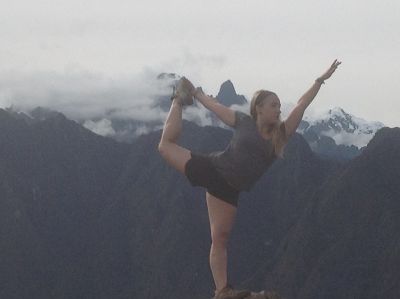 Hayley on the same rock, moments later.